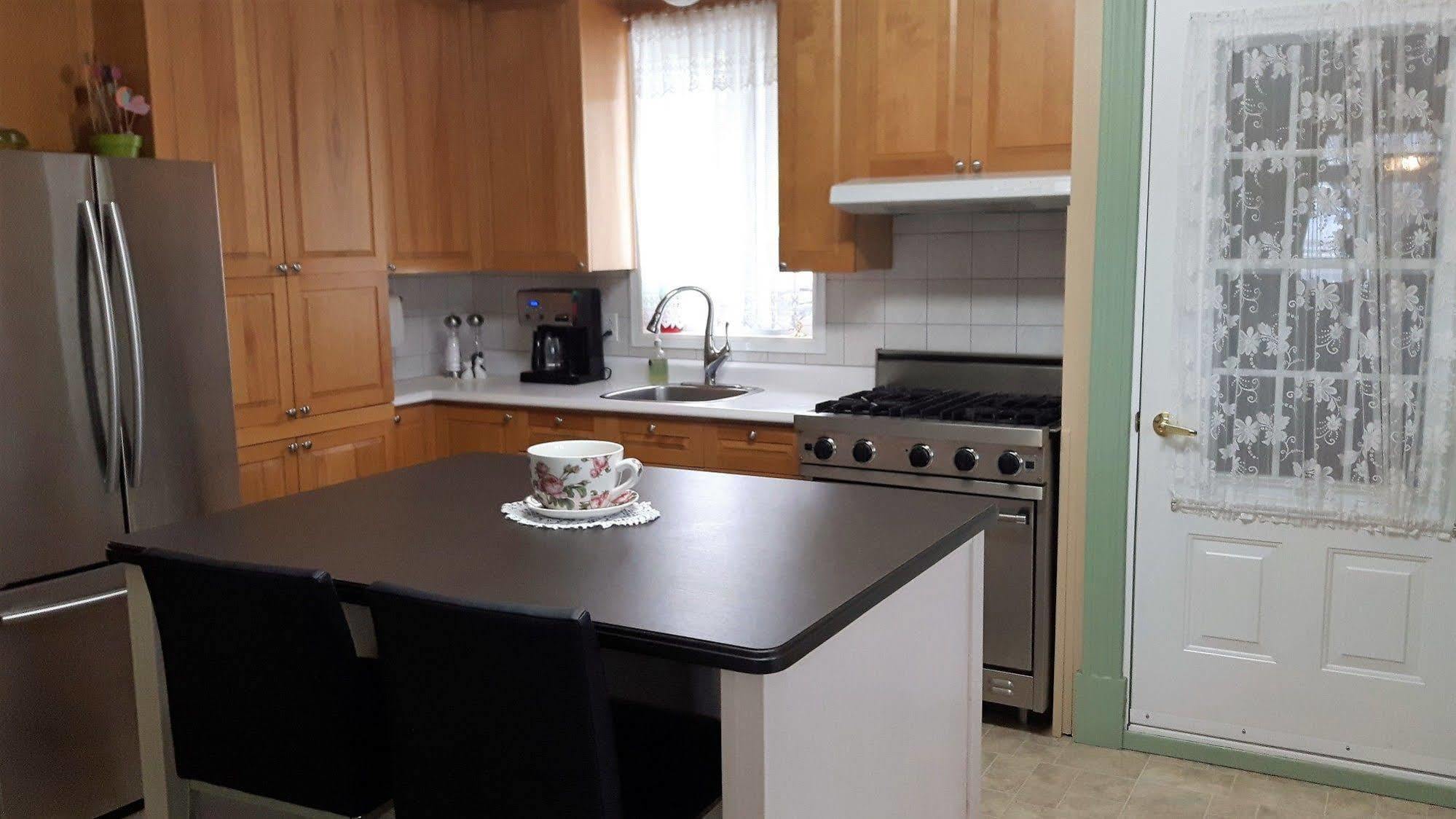 לה מלבאי Auberge Gite Maison Des Lilas מראה חיצוני תמונה